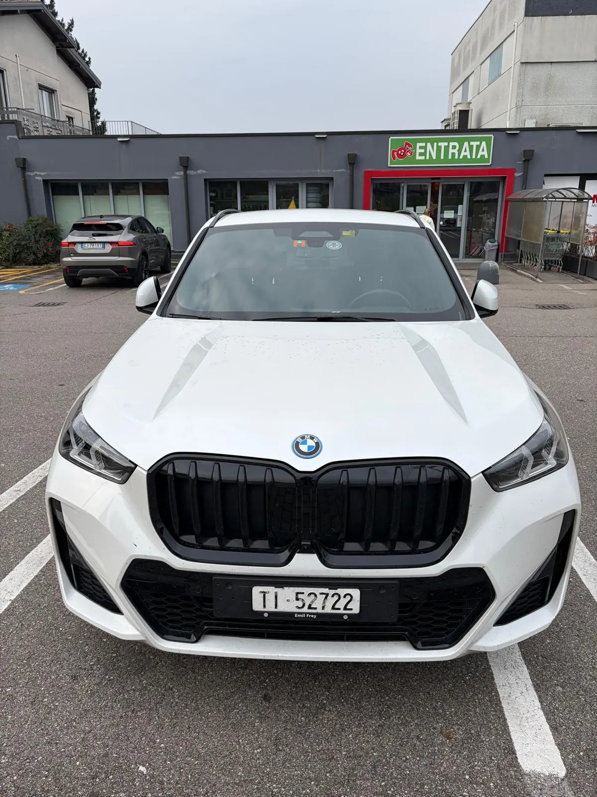 BMW X1 xDrive 30e — SUV compact hybride rechargeable, 51 000 km, 2024