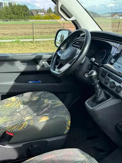 VW T6.1 Multivan 2.0 TDI Trendline — Monospace familial diesel robuste, 101'000 km — Heckansicht