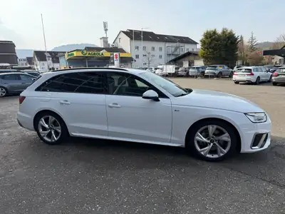 Audi A4 Avant 45 TFSI S line — Break sportif quattro, fraîchement révisé — Armaturenbrett