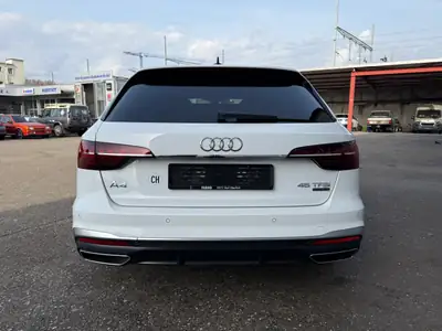 Audi A4 Avant 45 TFSI S line — Break sportif quattro, fraîchement révisé — Detail
