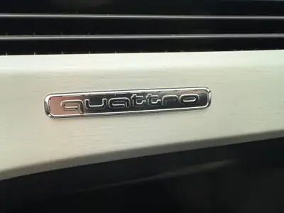 Audi A4 Avant 45 TFSI S line — Break sportif quattro, fraîchement révisé — Miniatur 15