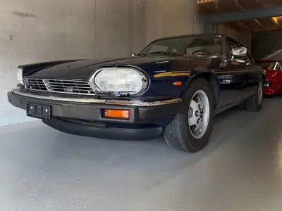 Jaguar XJ-S 5.3 V12 Convertible Targa 1986 — Légende anglaise, chef-d'œuvre mécanique — vue extérieure