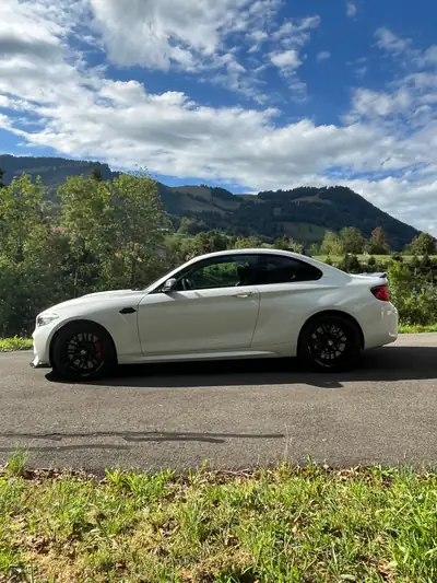 BMW M2 CS — Coupé sportif manuel, à peine roulé, 450 ch pure performance — côté