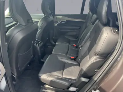 Volvo XC90 2.0 T8 TE Ultimate Dark — Hybride rechargeable 7 places, 41 000 km — Miniatur 10