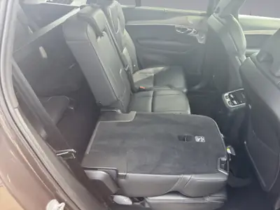 Volvo XC90 2.0 T8 TE Ultimate Dark — Hybride rechargeable 7 places, 41 000 km — Miniatur 17