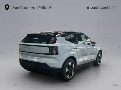 Volvo EX30 E40 Plus — SUV électrique compact, 14'000 km seulement — tableau de bord