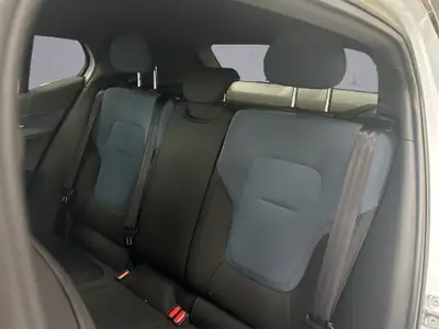 Volvo EX30 E40 Plus — SUV électrique compact, 14'000 km seulement — Miniature 10