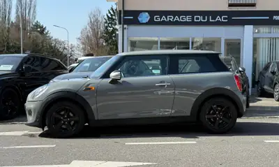 MINI One First 2015 — Citadine maligne, entretien complet, garantie 3 mois — Miniature 8