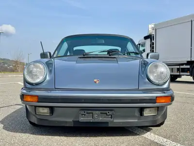 Porsche 911 Carrera 1984 — Légende des années 80, moteur révisé, matching numbers — Seitenansicht