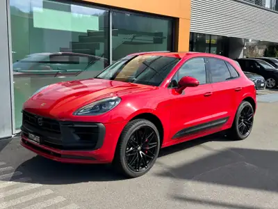 Porsche Macan 2.9 V6 GTS — 440 ch, design sportif rouge métallisé, 70'000 km seulement — exterior view