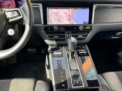Porsche Macan 2.9 V6 GTS — 440 ch, design sportif rouge métallisé, 70'000 km seulement — Thumbnail 13