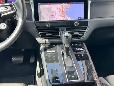 Porsche Macan 2.9 V6 GTS — 440 ch, design sportif rouge métallisé, 70'000 km seulement — Thumbnail 15