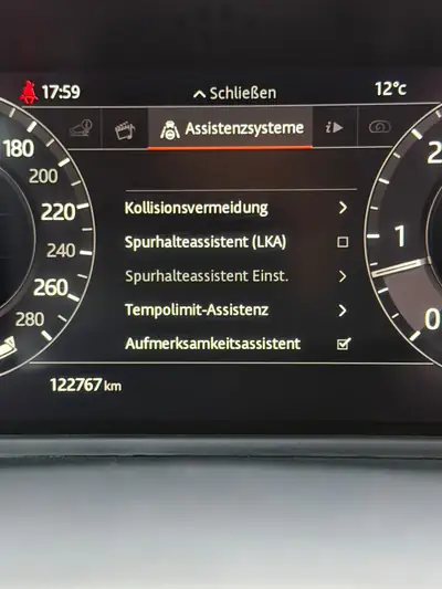 Range Rover Velar R-Dynamic D 300 — SUV premium diesel, 122'770 km, équipement 360° — Thumbnail 19
