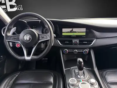 Alfa Romeo Giulia 2.2 JTDM — Berline diesel sportive, 171000 km, sans sinistre — Thumbnail 11