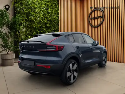 Volvo EC40 Twin Performance Ultra AWD 2026 — Électrique haute performance, quasi neuve — tableau de bord
