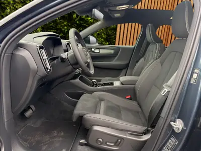 Volvo EC40 Twin Performance Ultra AWD 2026 — Électrique haute performance, quasi neuve — Miniature 9