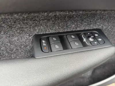 Volvo EC40 Twin Performance Ultra AWD 2026 — Électrique haute performance, quasi neuve — Miniature 20