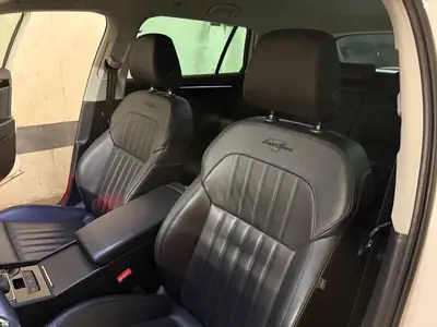 Skoda Superb Combi 2.0 TDi L&K 4x4 — Monospace familial robuste, 4x4 intégral et service complet — Thumbnail 12