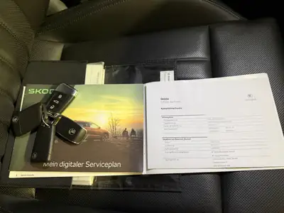Skoda Superb Combi 2.0 TDi L&K 4x4 — Monospace familial robuste, 4x4 intégral et service complet — Thumbnail 20