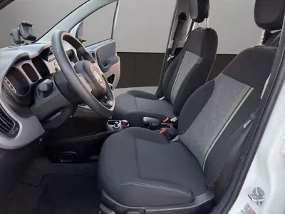 Fiat Panda 0.9 Cross TwinAir Turbo 4x4 — Petit baroudeur robuste et économe — Thumbnail 9