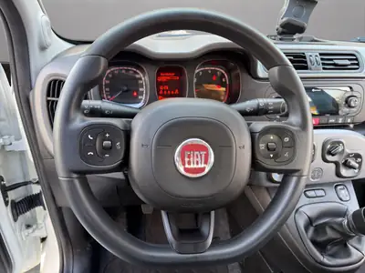 Fiat Panda 0.9 Cross TwinAir Turbo 4x4 — Petit baroudeur robuste et économe — Thumbnail 10
