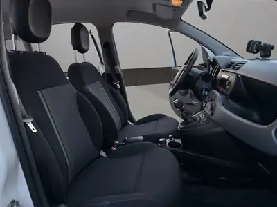 Fiat Panda 0.9 Cross TwinAir Turbo 4x4 — Petit baroudeur robuste et économe — Thumbnail 17