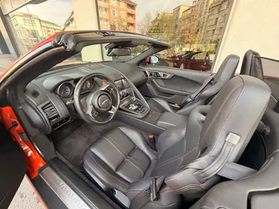 Jaguar F-Type Convertible 5.0 V8 S/C — Roadster British iconique, 495 ch et couleur de lancement — Miniature 11