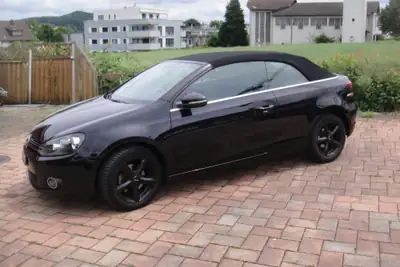VW Golf Cabrio 1.2 TSI BMT Blackline — Cabriolet sportif, 88'000 km, toit ouvert — interni