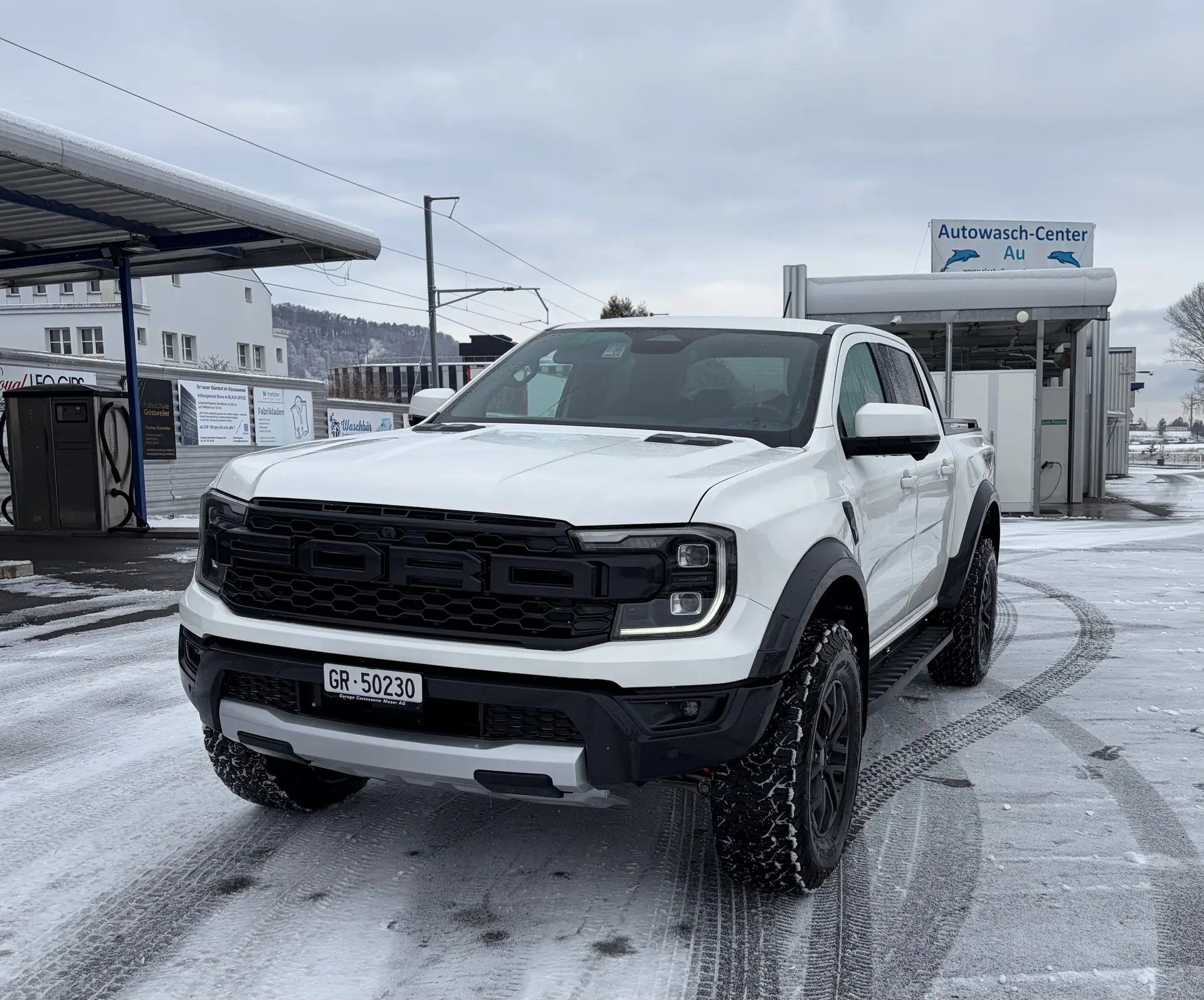 Ford Ranger Raptor 3.0 EcoBoost 4x4 — Pickup haute performance, état neuf — Außenansicht