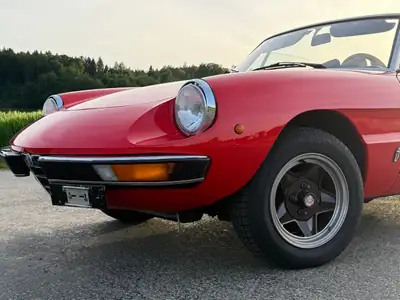 Alfa Romeo Spider 2.0 Veloce 1982 — Cabriolet légendaire, 129'200 km, sans sinistre — arrière