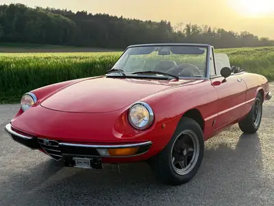 Alfa Romeo Spider 2.0 Veloce 1982 — Cabriolet légendaire, 129'200 km, sans sinistre — vue extérieure