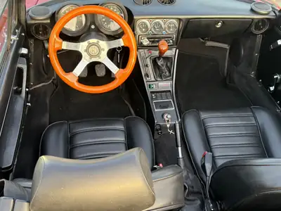 Alfa Romeo Spider 2.0 Veloce 1982 — Cabriolet légendaire, 129'200 km, sans sinistre — Miniature 14