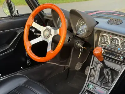 Alfa Romeo Spider 2.0 Veloce 1982 — Cabriolet légendaire, 129'200 km, sans sinistre — Miniature 16