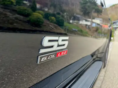 Chevrolet TrailBlazer SS 6.0 LS-2 — Le SUV américain avec moteur Corvette — Miniatur 13