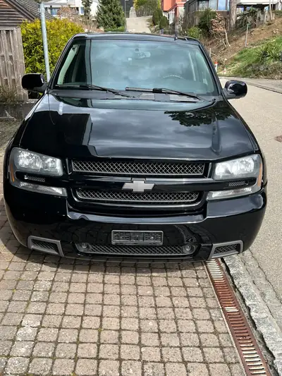Chevrolet TrailBlazer SS 6.0 LS-2 — Le SUV américain avec moteur Corvette — Miniatur 18