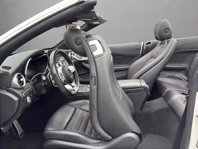 Mercedes-Benz C 43 AMG Cabriolet 4Matic — Décapotable sportive 390 ch, kilométrage modéré — Thumbnail 26