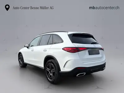 Mercedes-Benz GLC 200 AMG Line 4Matic — SUV hybride essence, prestations premium à bas kilométrage — intérieur