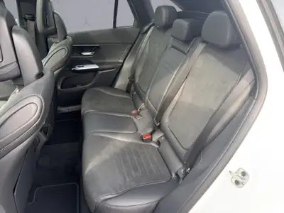 Mercedes-Benz GLC 200 AMG Line 4Matic — SUV hybride essence, prestations premium à bas kilométrage — Miniature 11