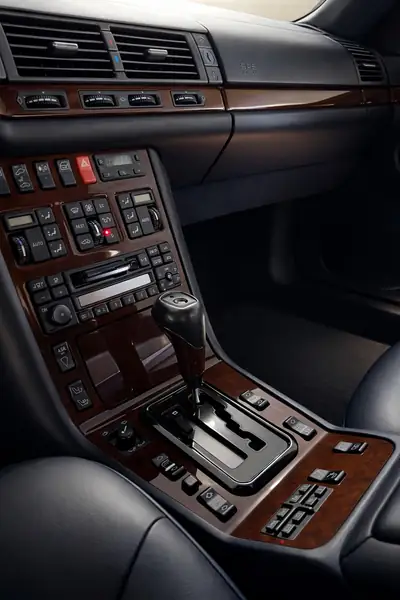 Mercedes-Benz S 600 W140 — Berline de prestige, 394 ch, histoire automobile — interni