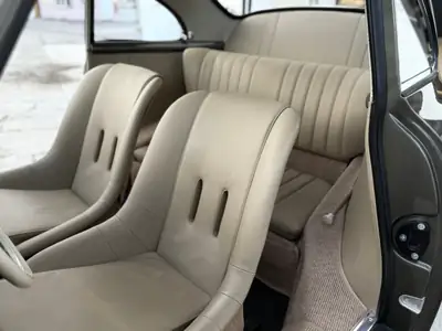 Porsche 356 de 1959 — Chef-d'œuvre restauré, état neuf, 3000 km seulement — Miniatura 15