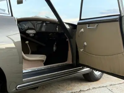 Porsche 356 de 1959 — Chef-d'œuvre restauré, état neuf, 3000 km seulement — Miniatura 16