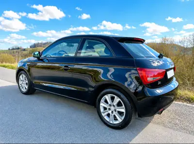 Audi A1 1.2 TFSI — Citadine dynamique, entretien récent et kilométrage modéré — dashboard