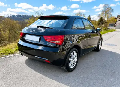 Audi A1 1.2 TFSI — Citadine dynamique, entretien récent et kilométrage modéré — interior