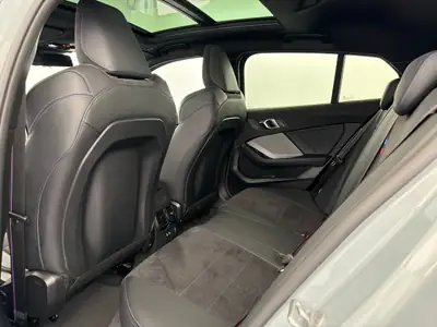 BMW 120 M Sport Pro 2025 — Berline dynamique, garantie constructeur, très peu de km — detail