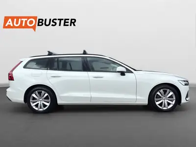 Volvo V60 B3 Mild Hybrid — Familial élégant, motorisation écologique et affaires complètes — Detail