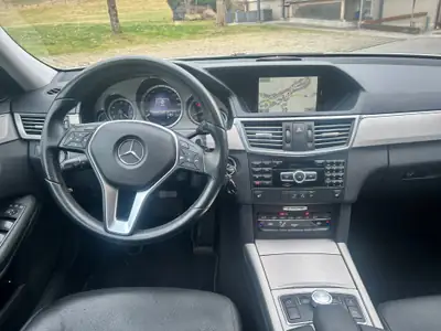 Mercedes-Benz E 500 CGI BlueEfficiency — Berline prestigieuse 408 ch, 4Matic, état impeccable — Seitenansicht