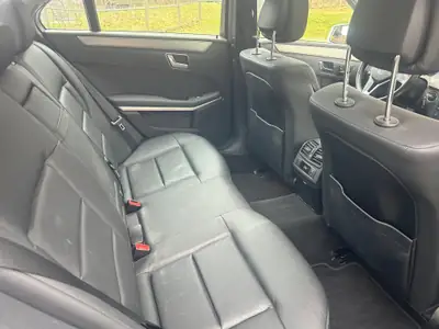 Mercedes-Benz E 500 CGI BlueEfficiency — Berline prestigieuse 408 ch, 4Matic, état impeccable — Armaturenbrett