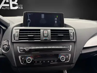 BMW M135i Steptronic — Berline sport 320 ch, entretien récent — Miniature 12
