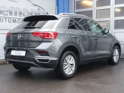 VW T-Roc 1.5 TSI EVO Advance DSG — Compact SUV urbain performant, 36'550 km — dashboard