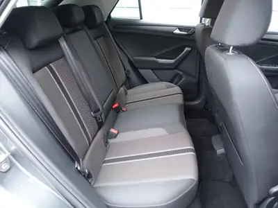 VW T-Roc 1.5 TSI EVO Advance DSG — Compact SUV urbain performant, 36'550 km — Thumbnail 14
